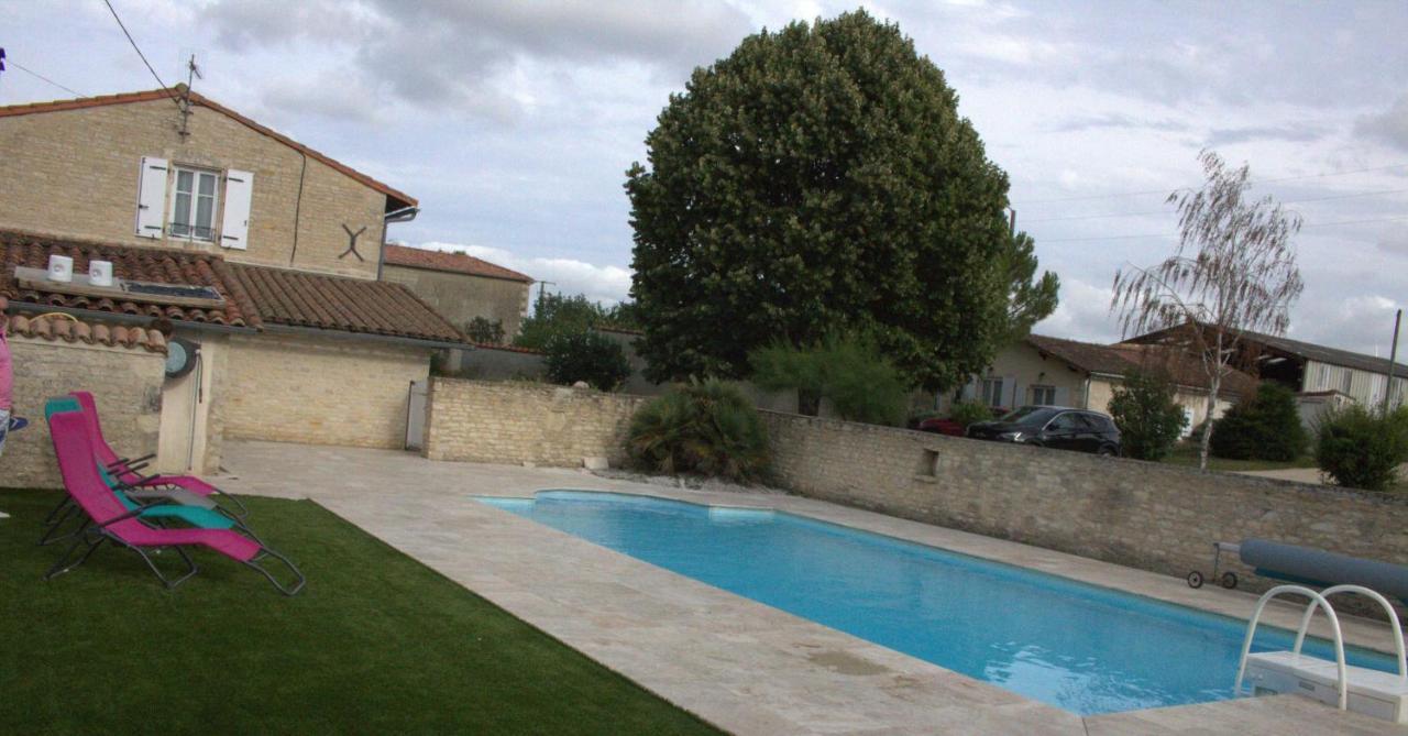 Gites La Marquise La Charriere Exterior photo